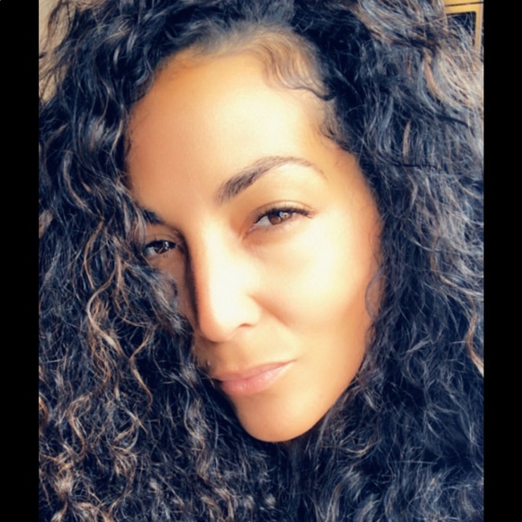 Meet your Posher, Tawny Jean - Picture 1 of 1